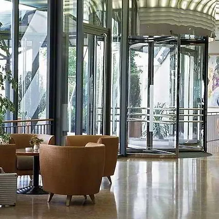Radisson Blu Park & Conference Centre Hotel 4*