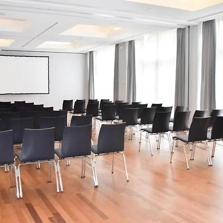 Radisson Blu Park & Conference Centre Hotel