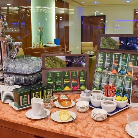 Hotel Radisson Blu Park & Conference Centre 4*