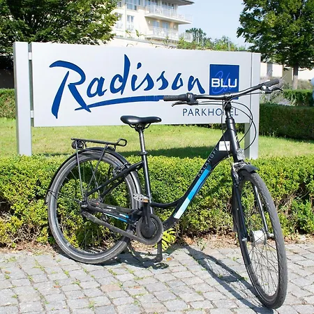 Radisson Blu Park & Conference Centre Hotel 4*