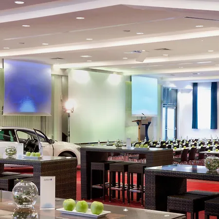 Hotel Radisson Blu Park & Conference Centre