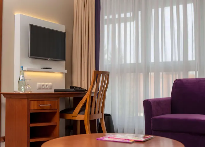 Radisson Blu Park & Conference Centre Hotel 4*