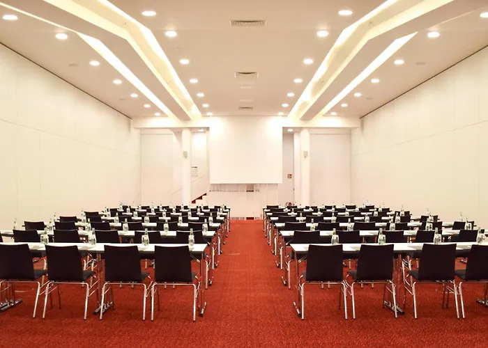 Radisson Blu Park & Conference Centre Ξενοδοχείο