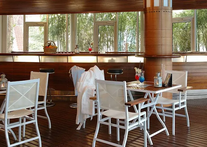 Radisson Blu Park & Conference Centre Hotell 4*