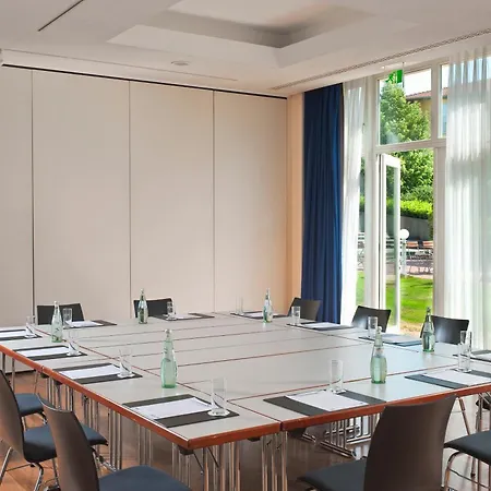Hotel Radisson Blu Park & Conference Centre 4*