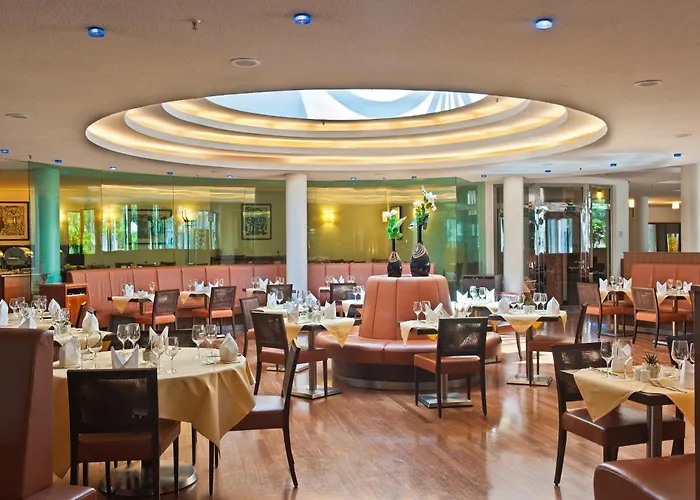 Radisson Blu Park & Conference Centre Hotel 4*
