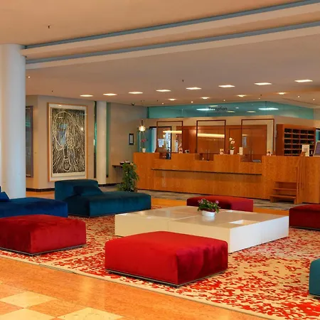 Hotel Radisson Blu Park & Conference Centre