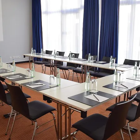 Radisson Blu Park & Conference Centre Отель